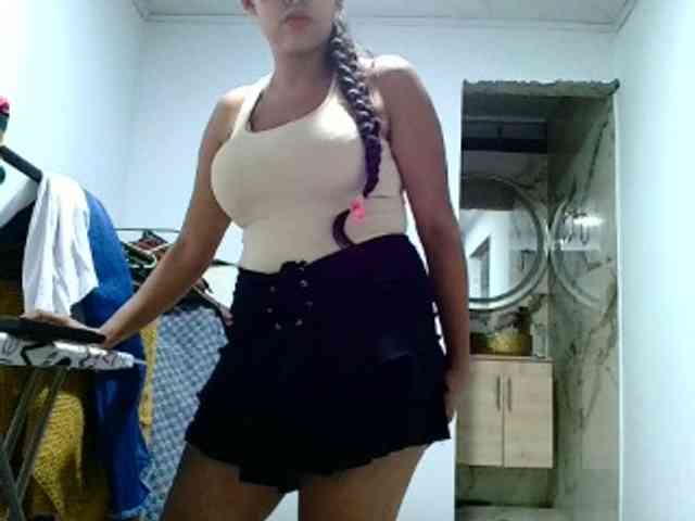 aisha5 webcam