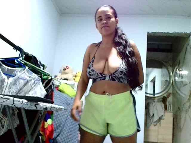 aisha5
