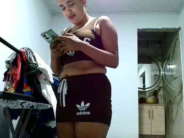 aisha5 webcam