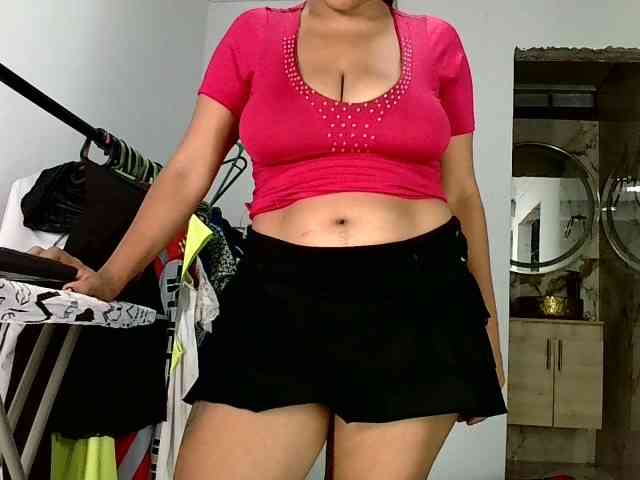 aisha5 webcam