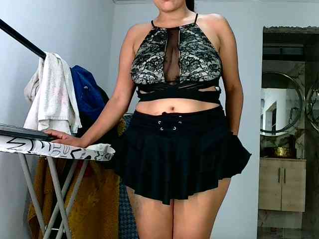 aisha5 webcam