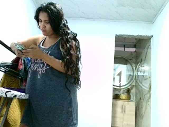 aisha5 webcam