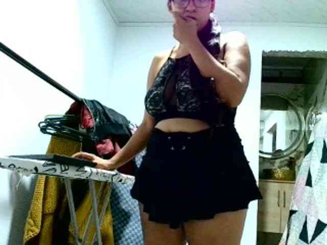 aisha5 webcam