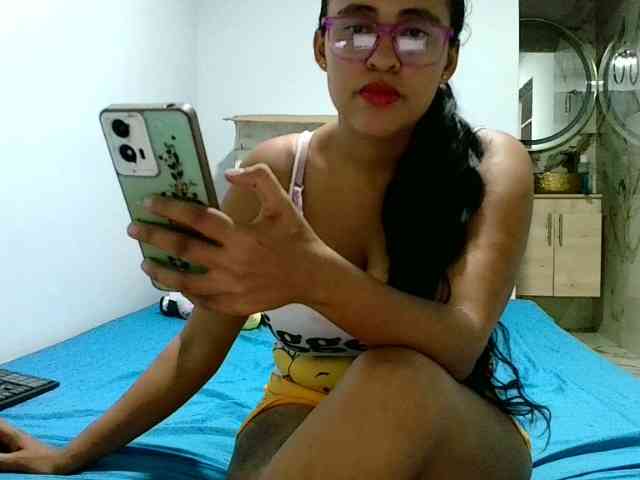 aisha5 webcam