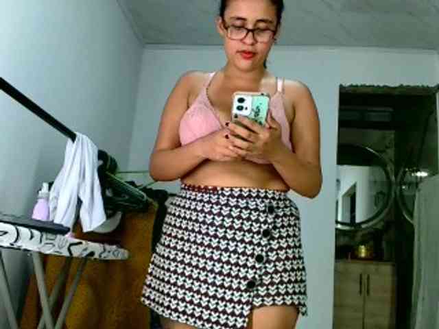 aisha5 webcam