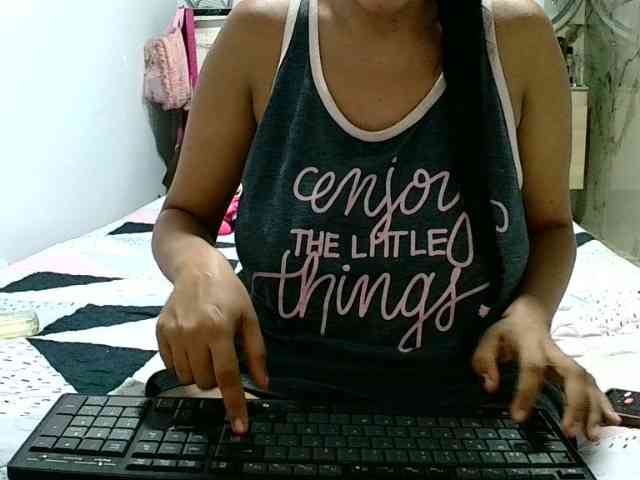 aisha5 webcam