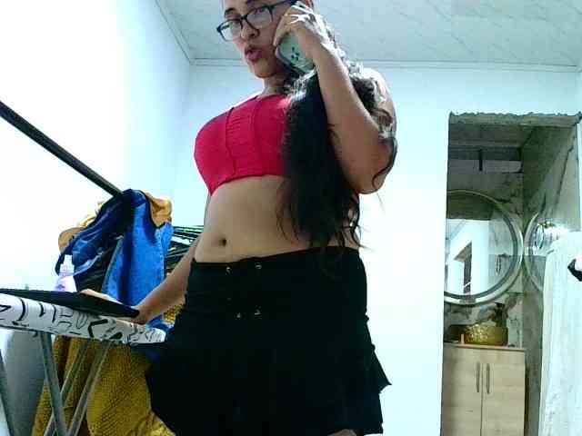 aisha5 webcam