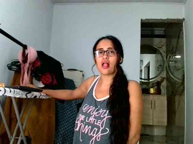 aisha5 webcam