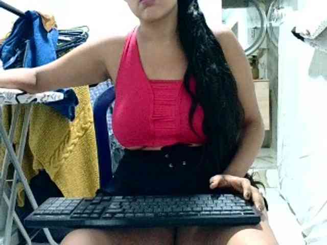 aisha5 webcam