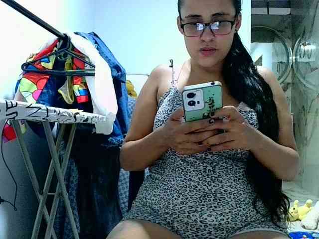 aisha5 webcam