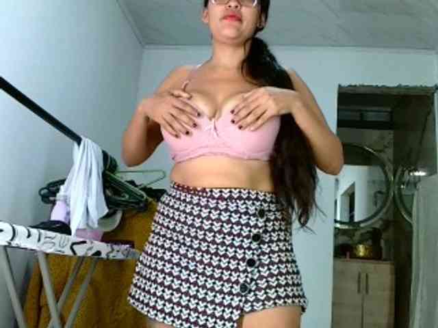 aisha5 webcam
