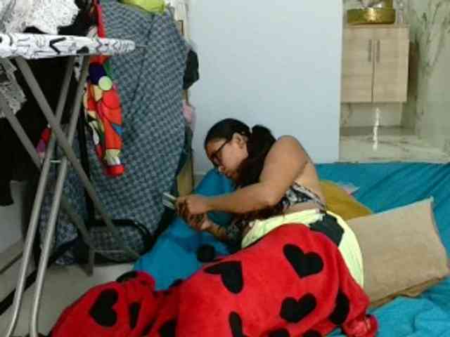 aisha5 webcam