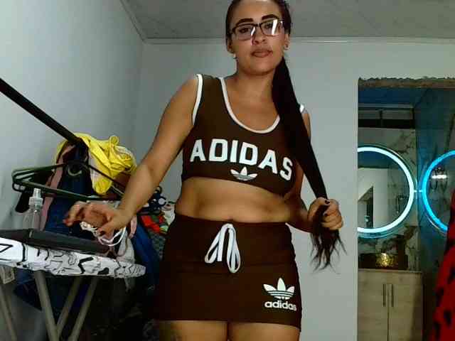 aisha5 webcam
