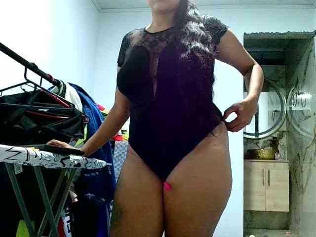 aisha5 webcam