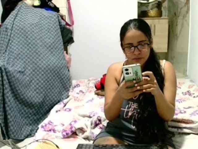 aisha5 webcam
