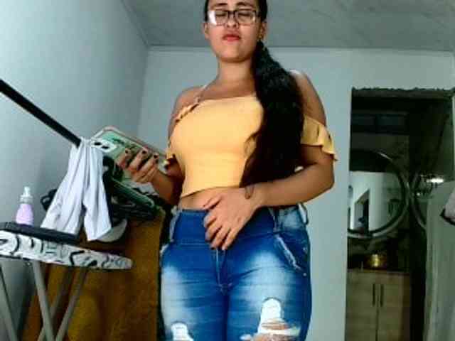 aisha5 webcam