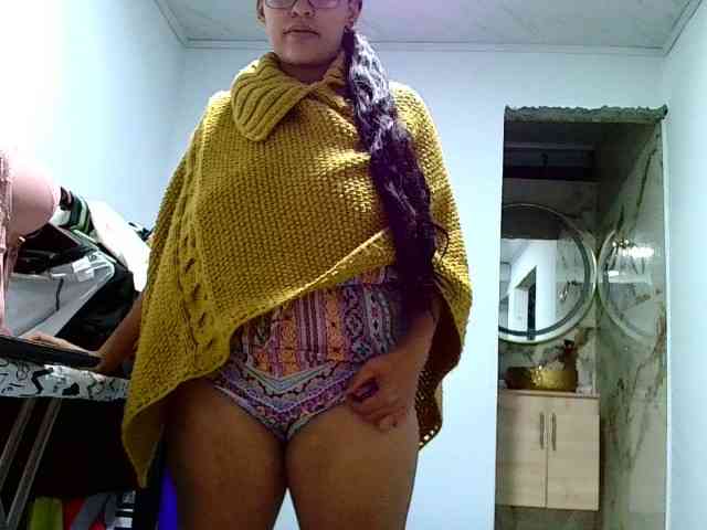 aisha5 webcam
