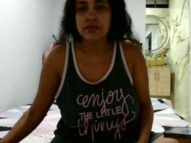 aisha5 webcam