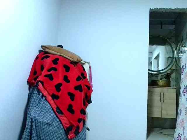 aisha5 webcam