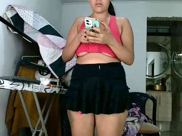 aisha5 webcam