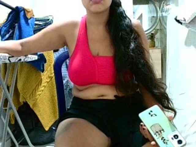 aisha5 webcam