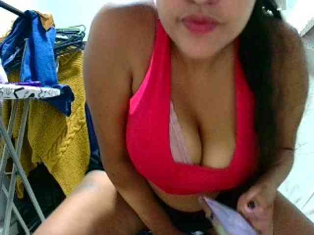 aisha5 webcam