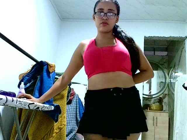 aisha5 webcam
