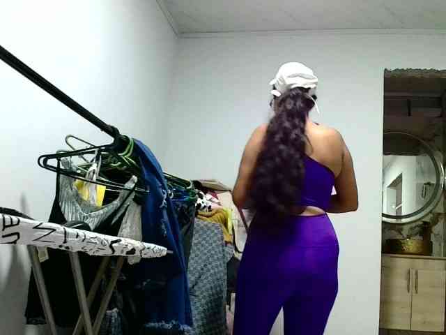 aisha5 webcam