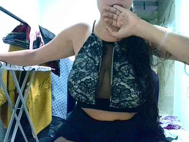 aisha5 webcam