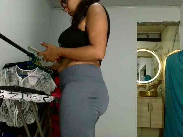 aisha5 webcam