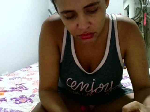aisha5 webcam