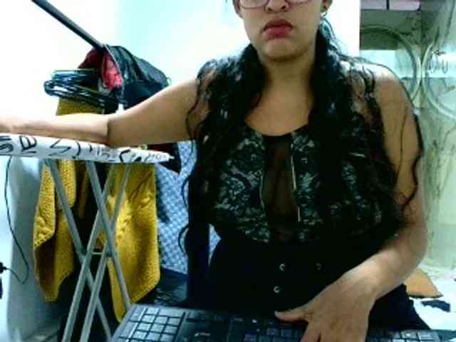 aisha5 webcam