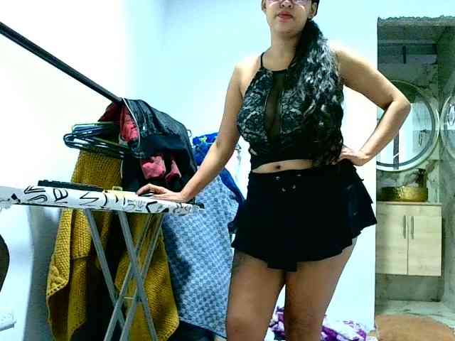 aisha5 webcam