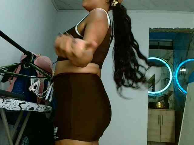 aisha5