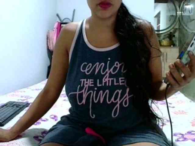 aisha5 webcam