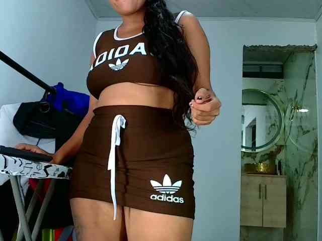 aisha5 webcam
