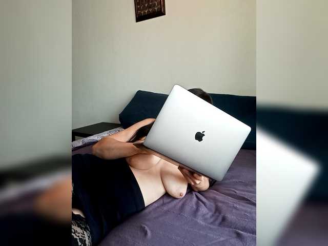 Model555 live webcam show