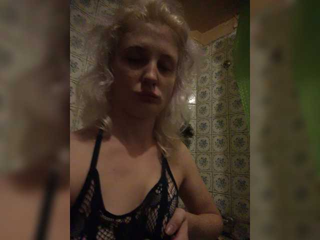 Chipitoli666 live cam on BongaCams