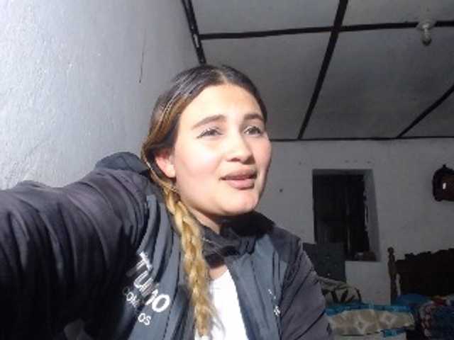 katherinedav live cam on BongaCams