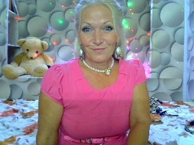 LizSage live webcam show