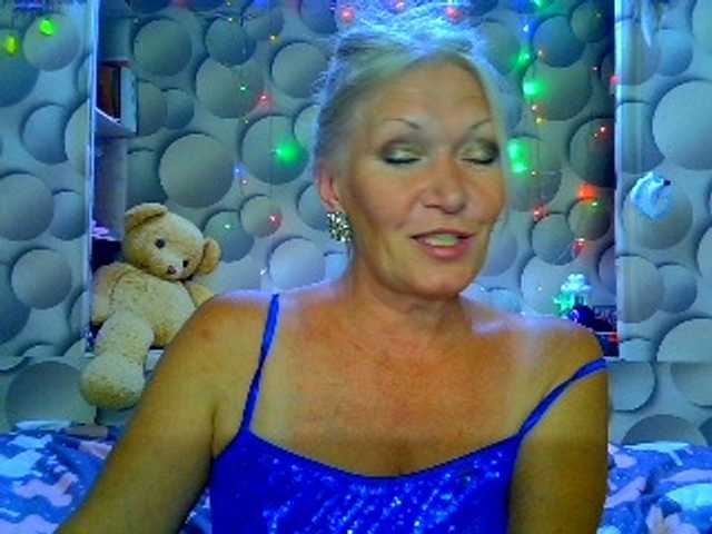 LizSage live cam on BongaCams