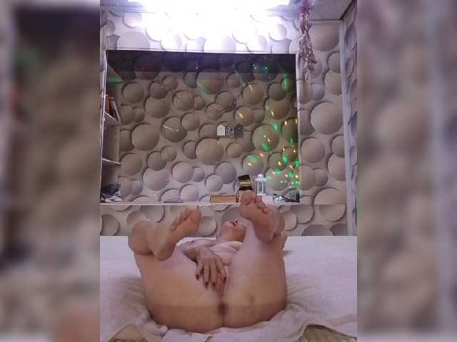 LizSage live webcam show