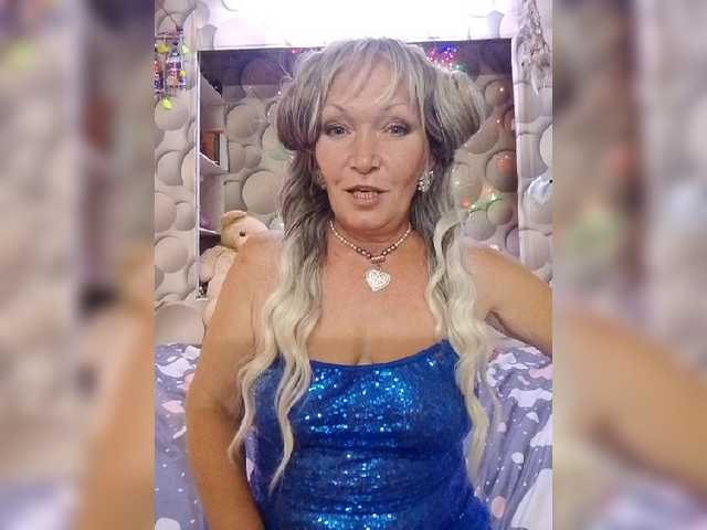 LizSage live cam on BongaCams