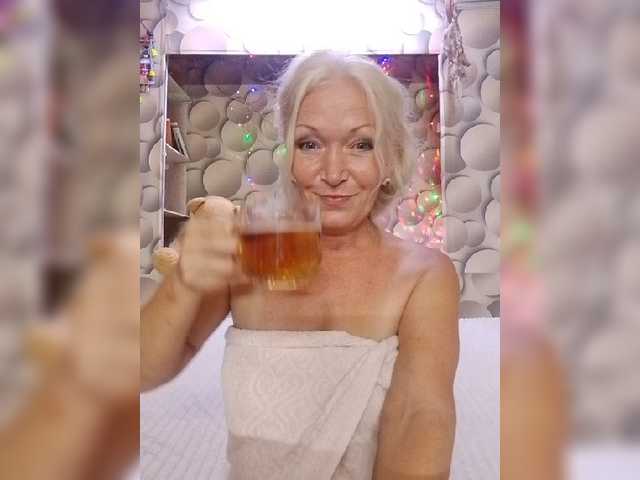 LizSage live webcam show