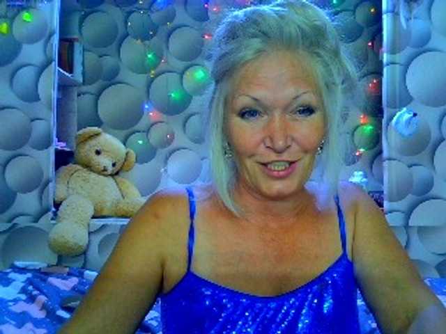 LizSage live cam on BongaCams