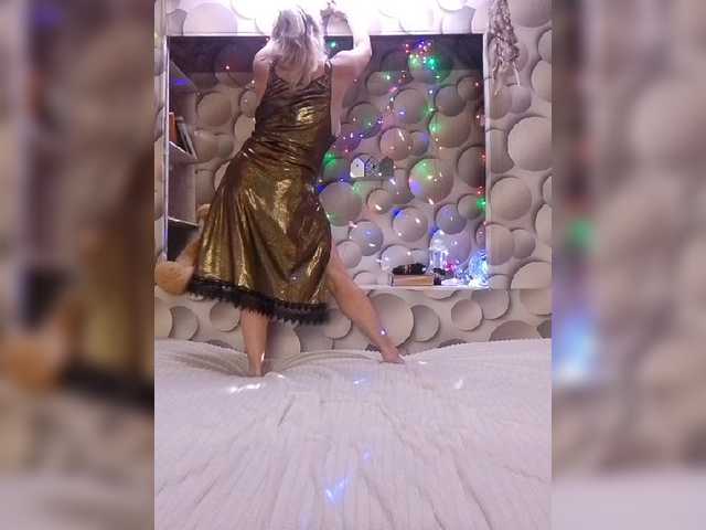 LizSage live webcam show