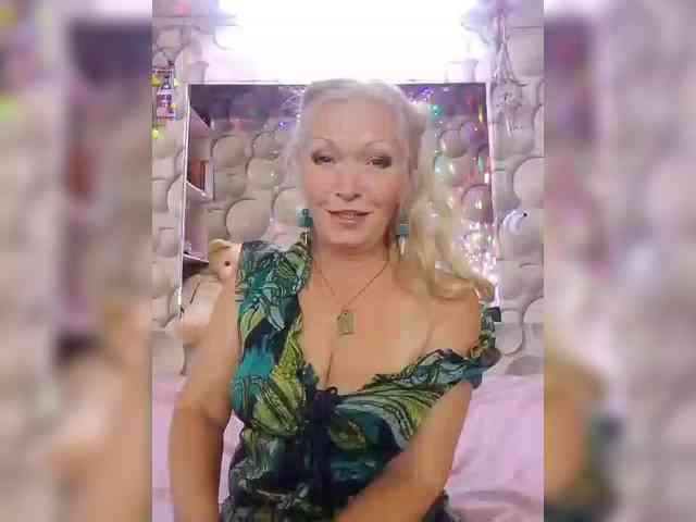 LizSage webcam