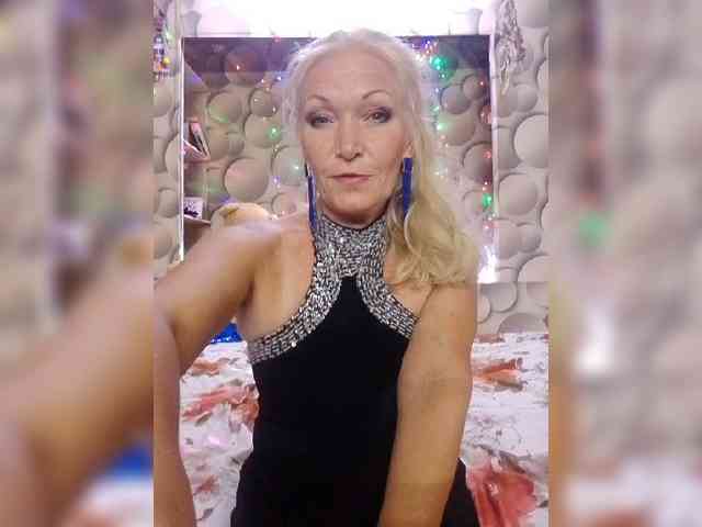 LizSage webcam