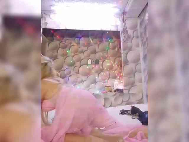 LizSage webcam