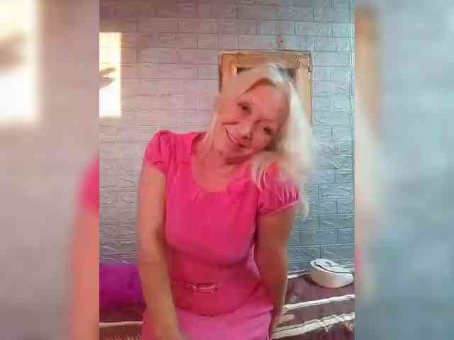 LizSage webcam